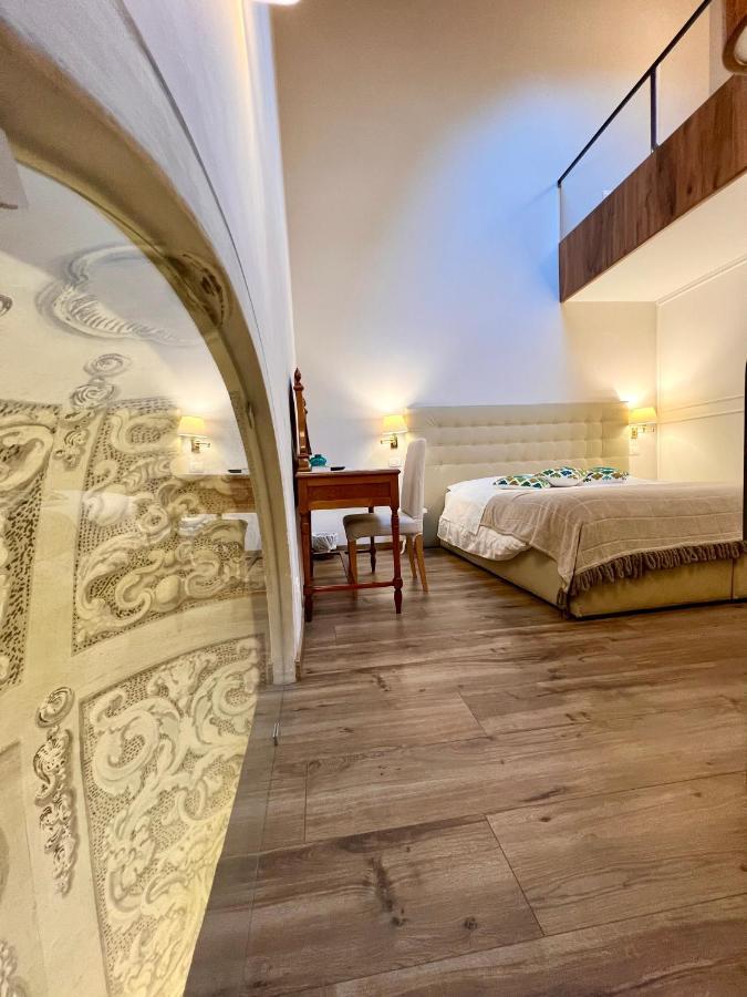 B&B Palazzo Bruchi Siena Bagian luar foto