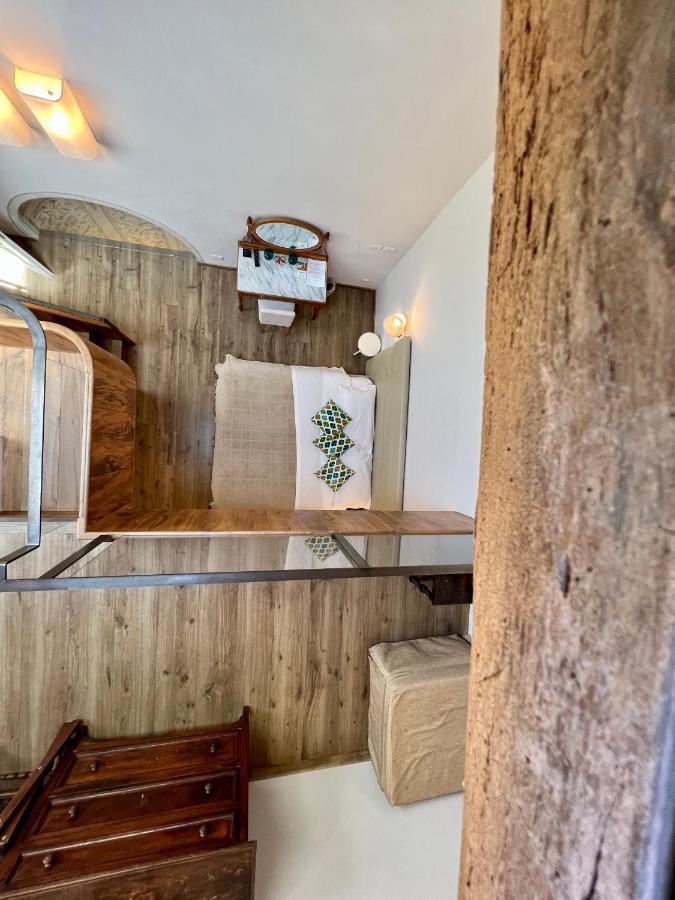 B&B Palazzo Bruchi Siena Bagian luar foto
