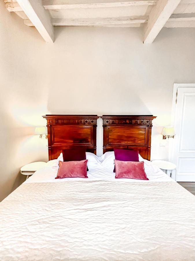 B&B Palazzo Bruchi Siena Bagian luar foto