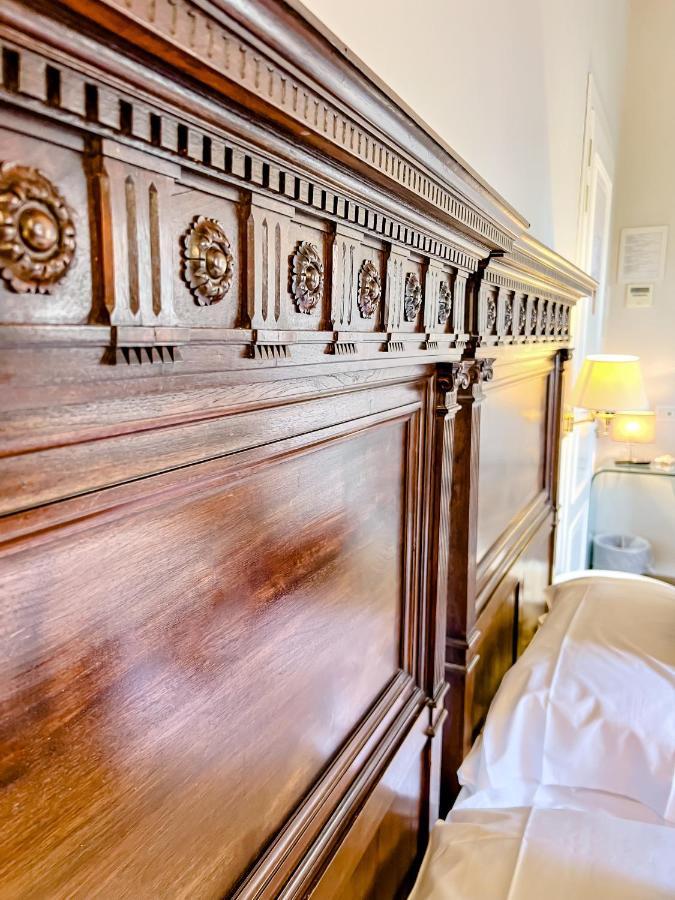 B&B Palazzo Bruchi Siena Bagian luar foto